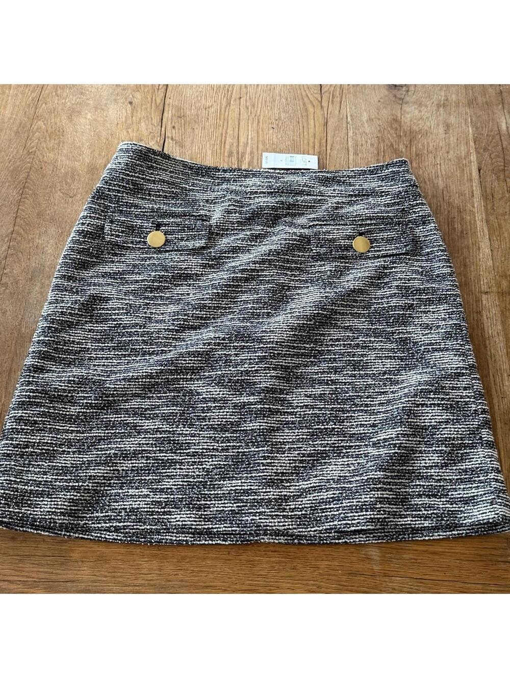 NWT Loft Outlet Skirt size 8